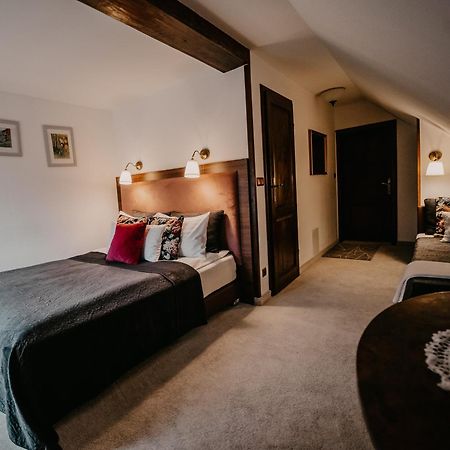 Stary Mlyn W Brzeznicy Villa Brzeznica  Exteriör bild