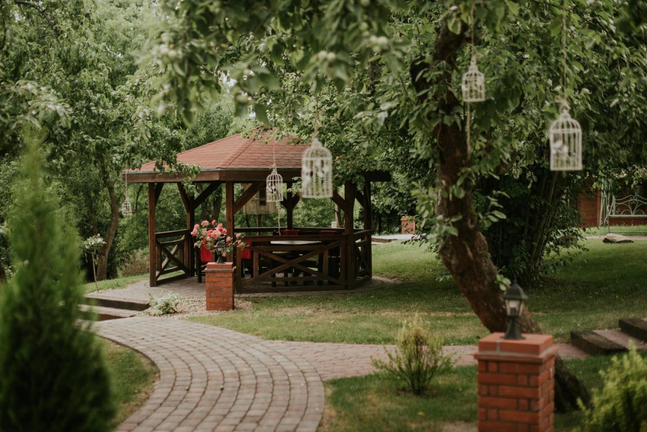 Stary Mlyn W Brzeznicy Villa Brzeznica  Exteriör bild