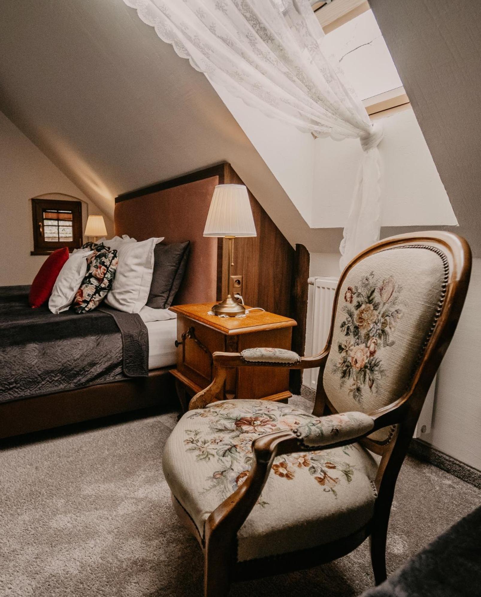 Stary Mlyn W Brzeznicy Villa Brzeznica  Exteriör bild