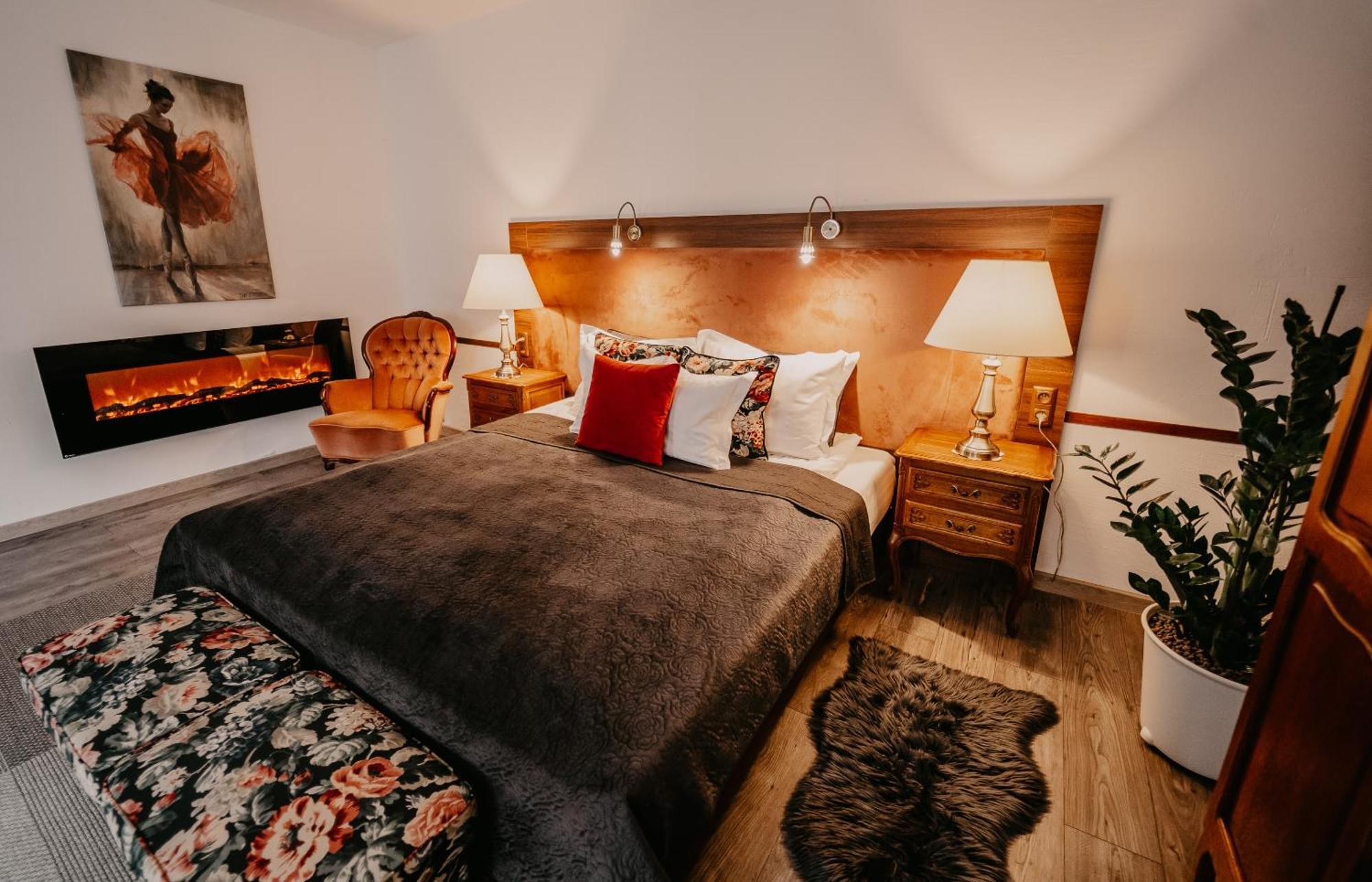 Stary Mlyn W Brzeznicy Villa Brzeznica  Exteriör bild