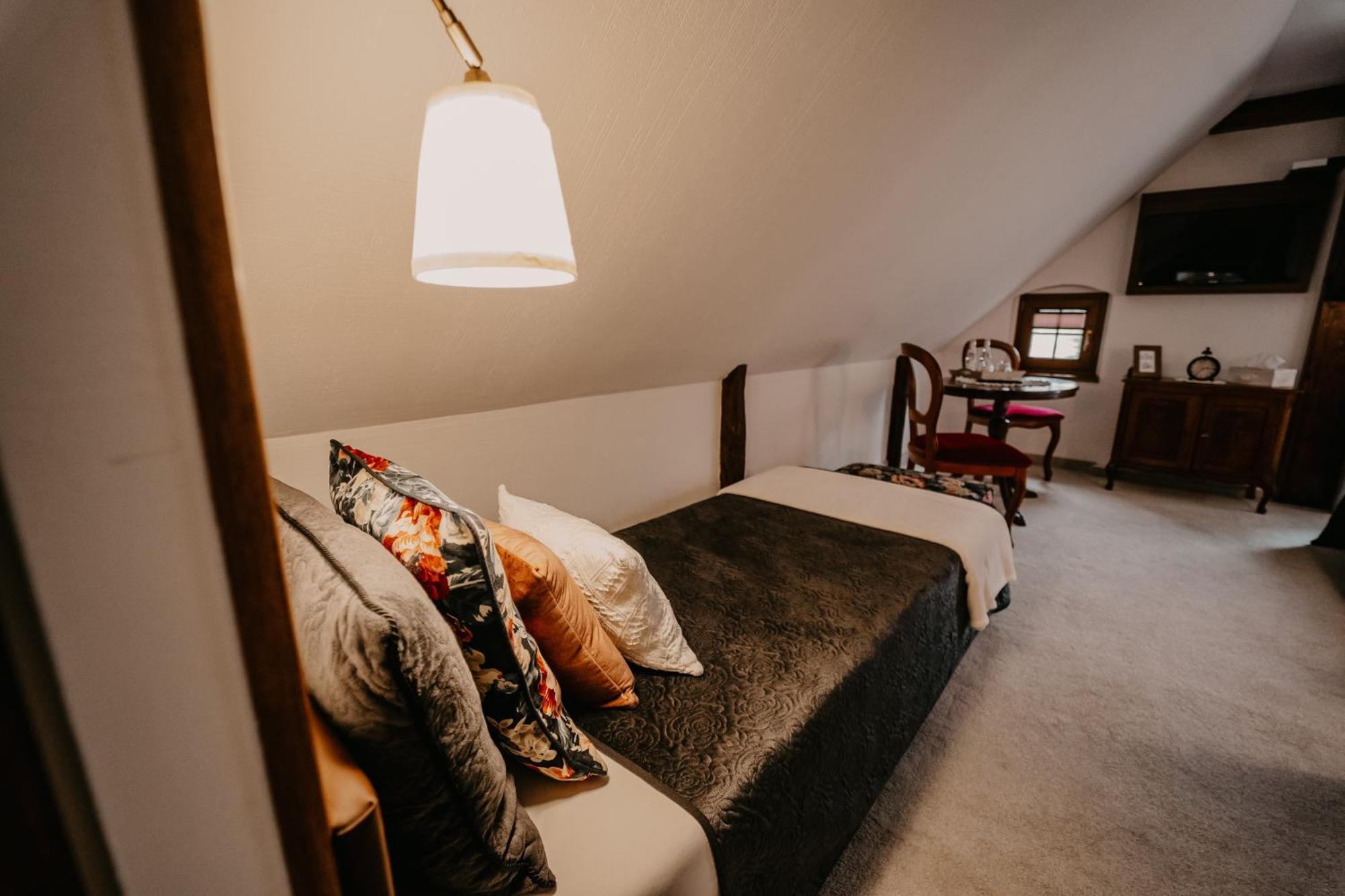 Stary Mlyn W Brzeznicy Villa Brzeznica  Rum bild