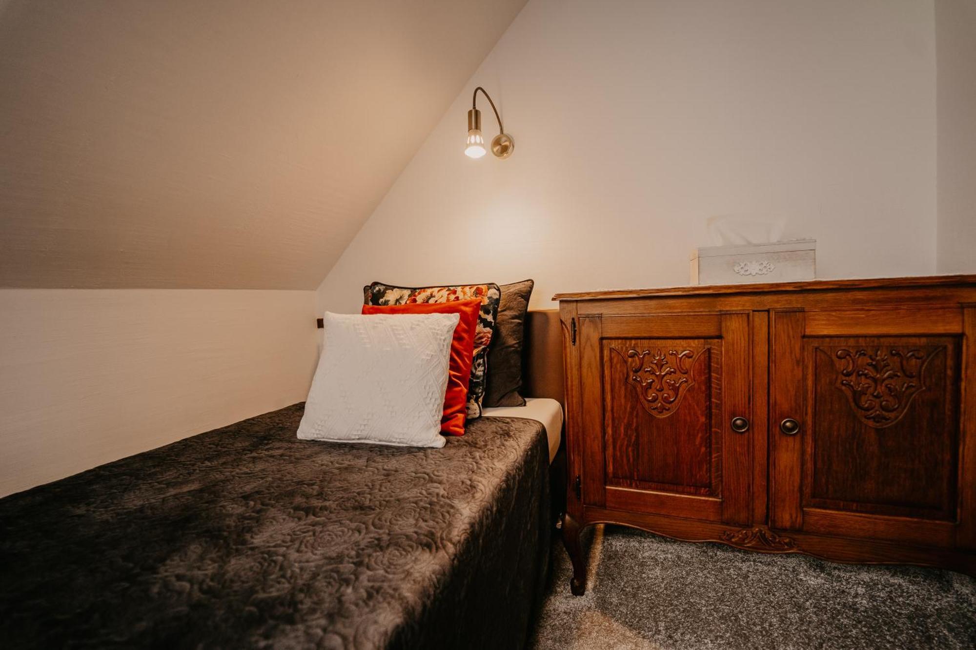 Stary Mlyn W Brzeznicy Villa Brzeznica  Exteriör bild