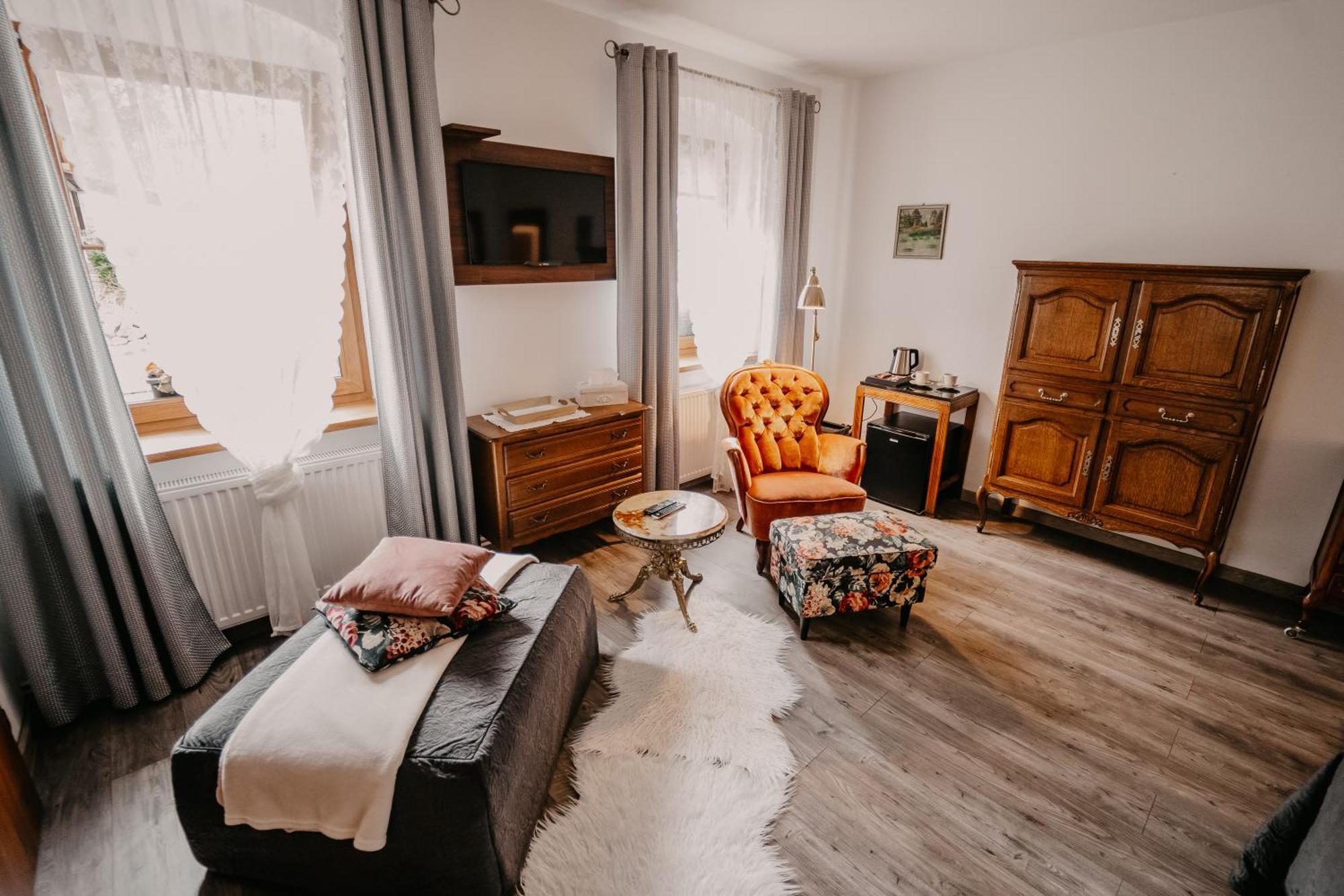 Stary Mlyn W Brzeznicy Villa Brzeznica  Exteriör bild